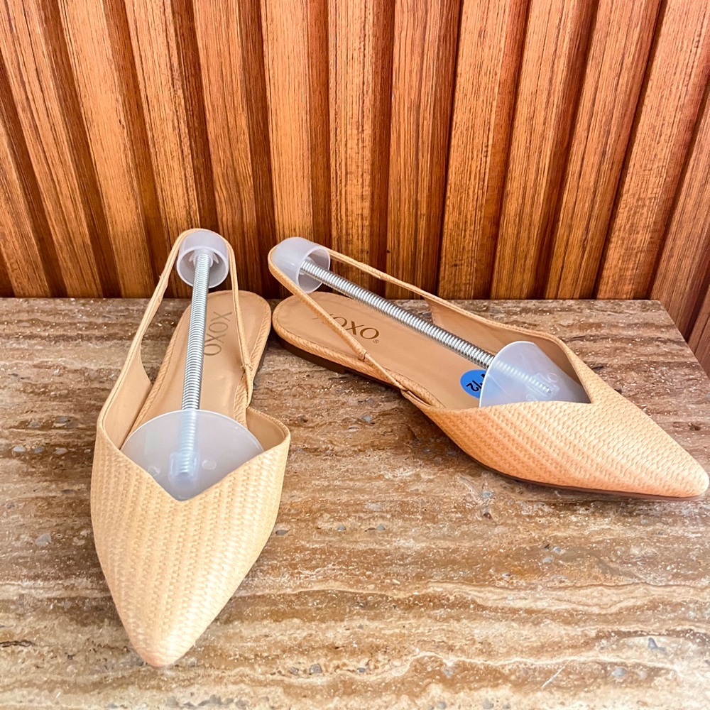 NEW Slingback Pointed Toe Flats XOXO NUDE faux Leather Ballerina Shoes Size 7.5